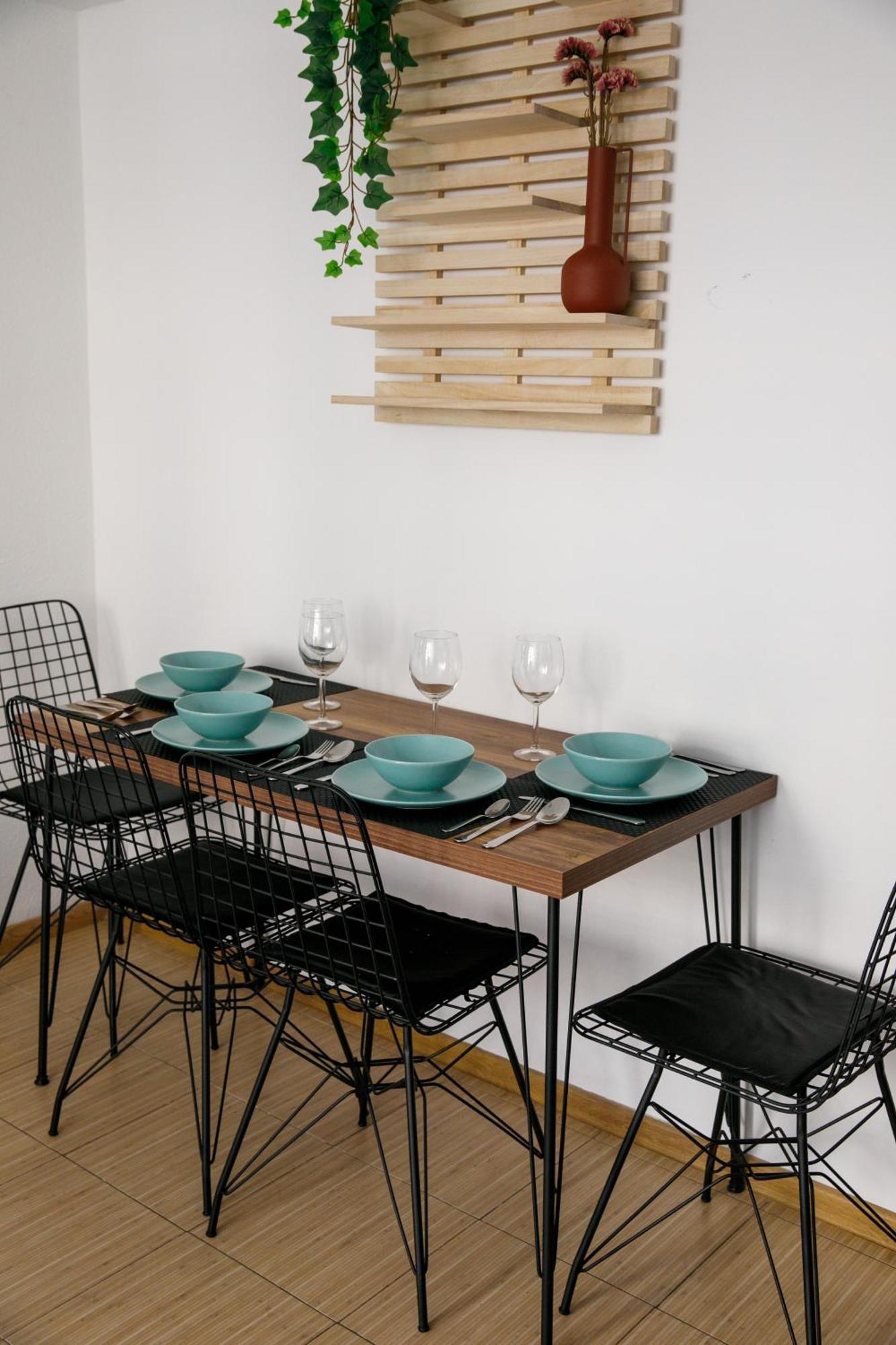 Color Apartments Corneliu Coposu No3 Bucureşti Eksteriør bilde