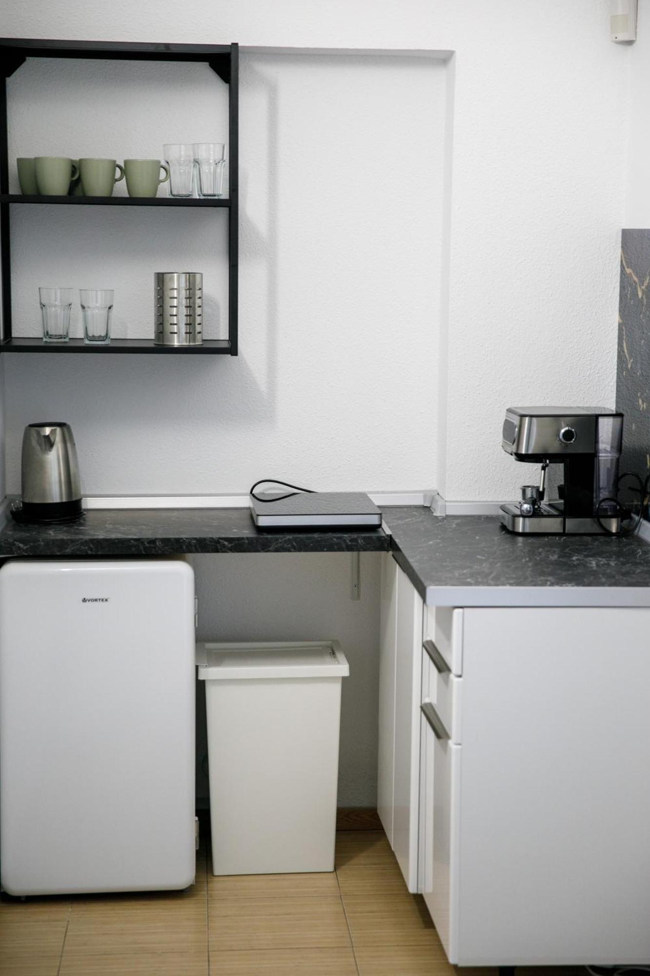 Color Apartments Corneliu Coposu No3 Bucureşti Eksteriør bilde