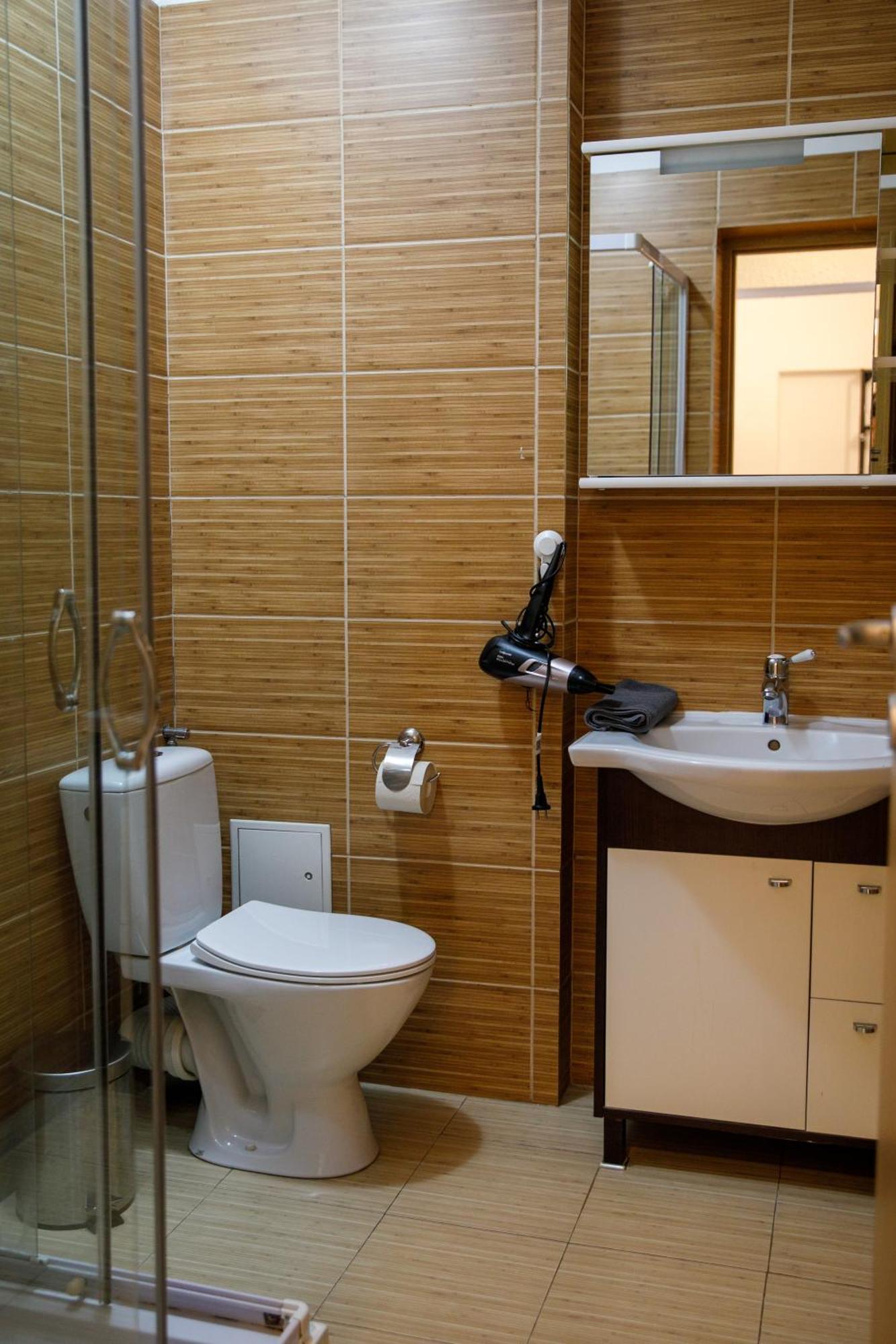 Color Apartments Corneliu Coposu No3 Bucureşti Eksteriør bilde