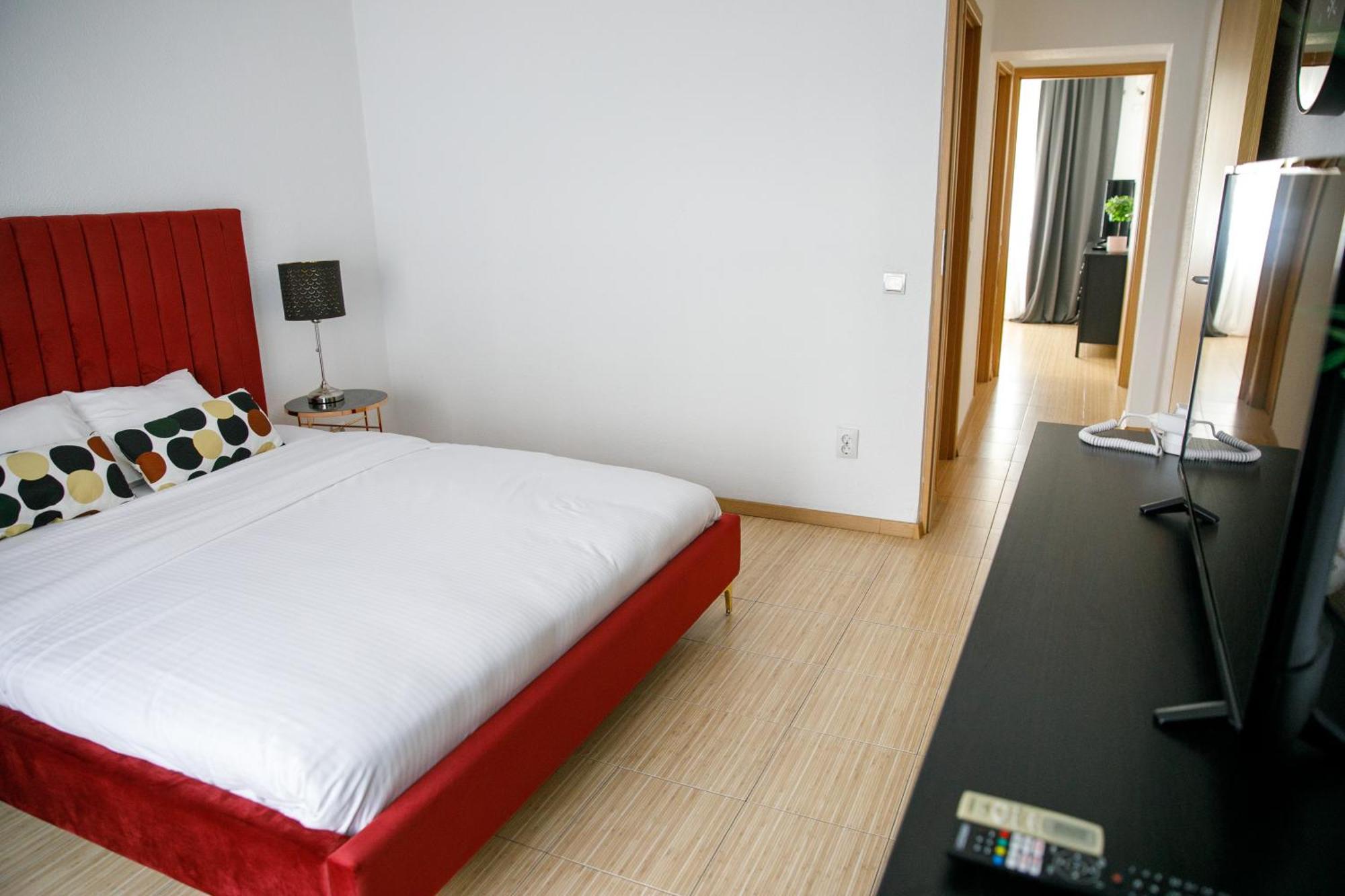 Color Apartments Corneliu Coposu No3 Bucureşti Eksteriør bilde