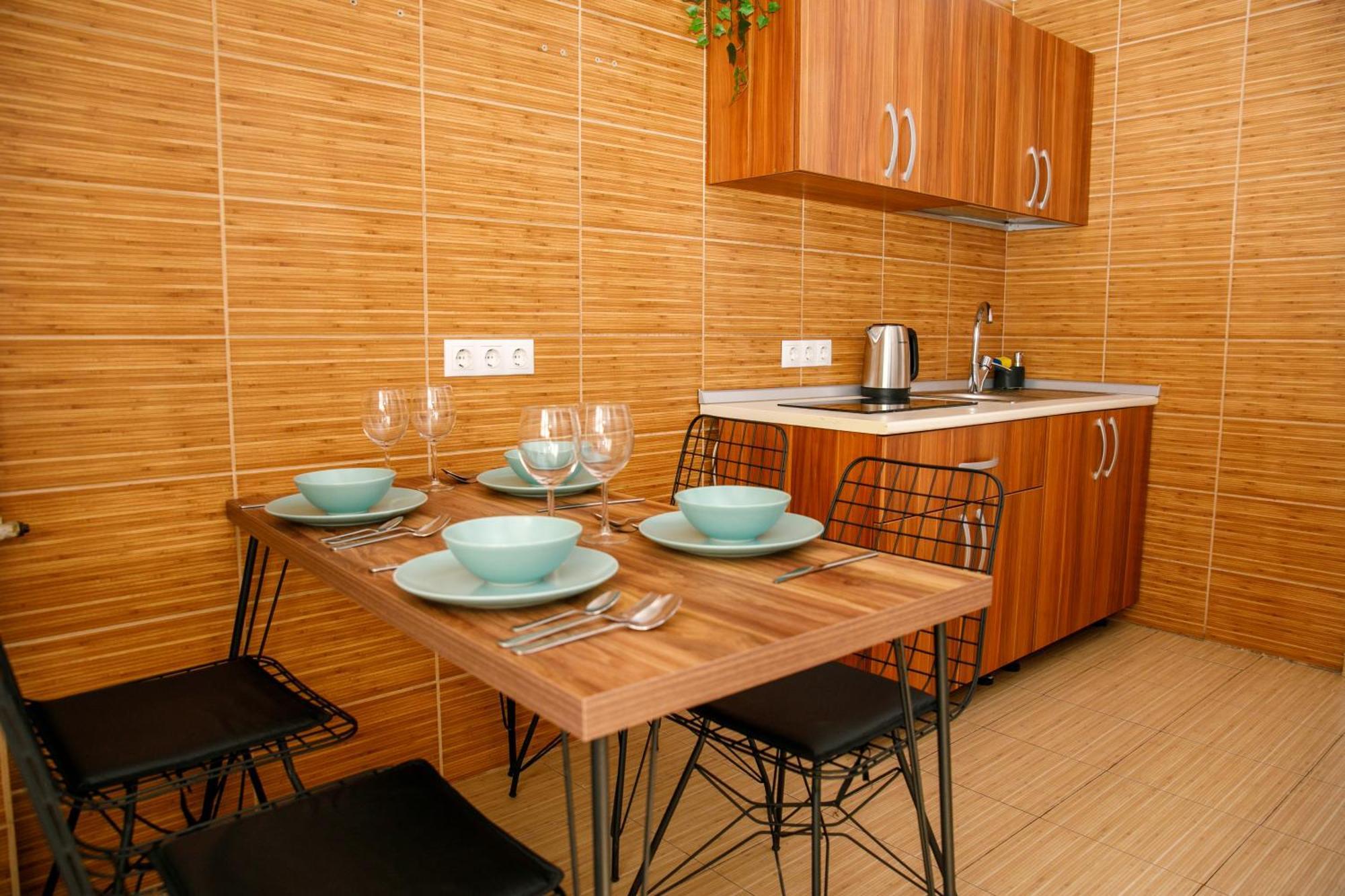 Color Apartments Corneliu Coposu No3 Bucureşti Eksteriør bilde